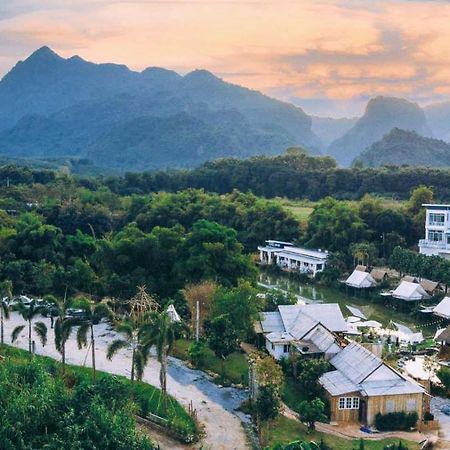 Nang Non Camping Ville นางนอนแค้มป์ปิ้งวิลล์ Мае Сай Экстерьер фото